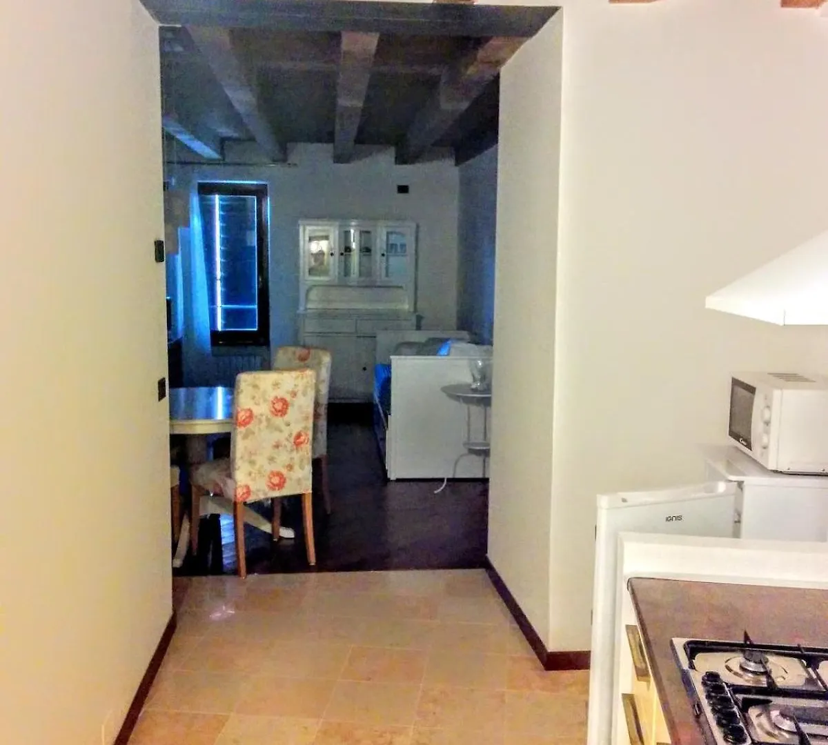 Apartment Across The River And Into The Trees Verona Italy